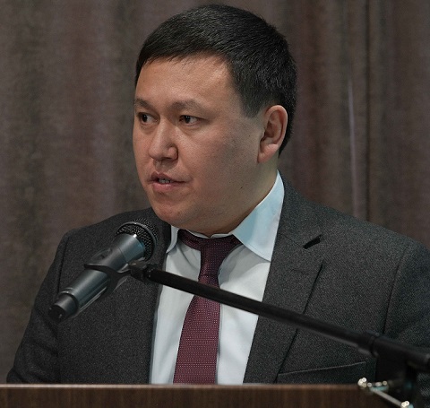 Әлібек Несіпбеков