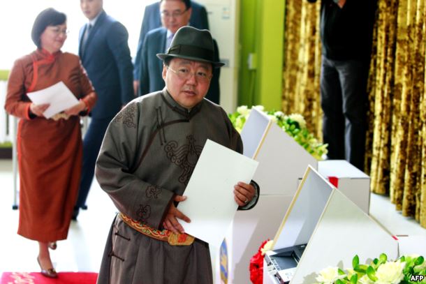 F8E8C922-F094-4C38-A2C0-C6C1CB007304_w610_r0_s