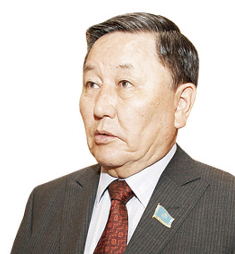 Адил Ахметов