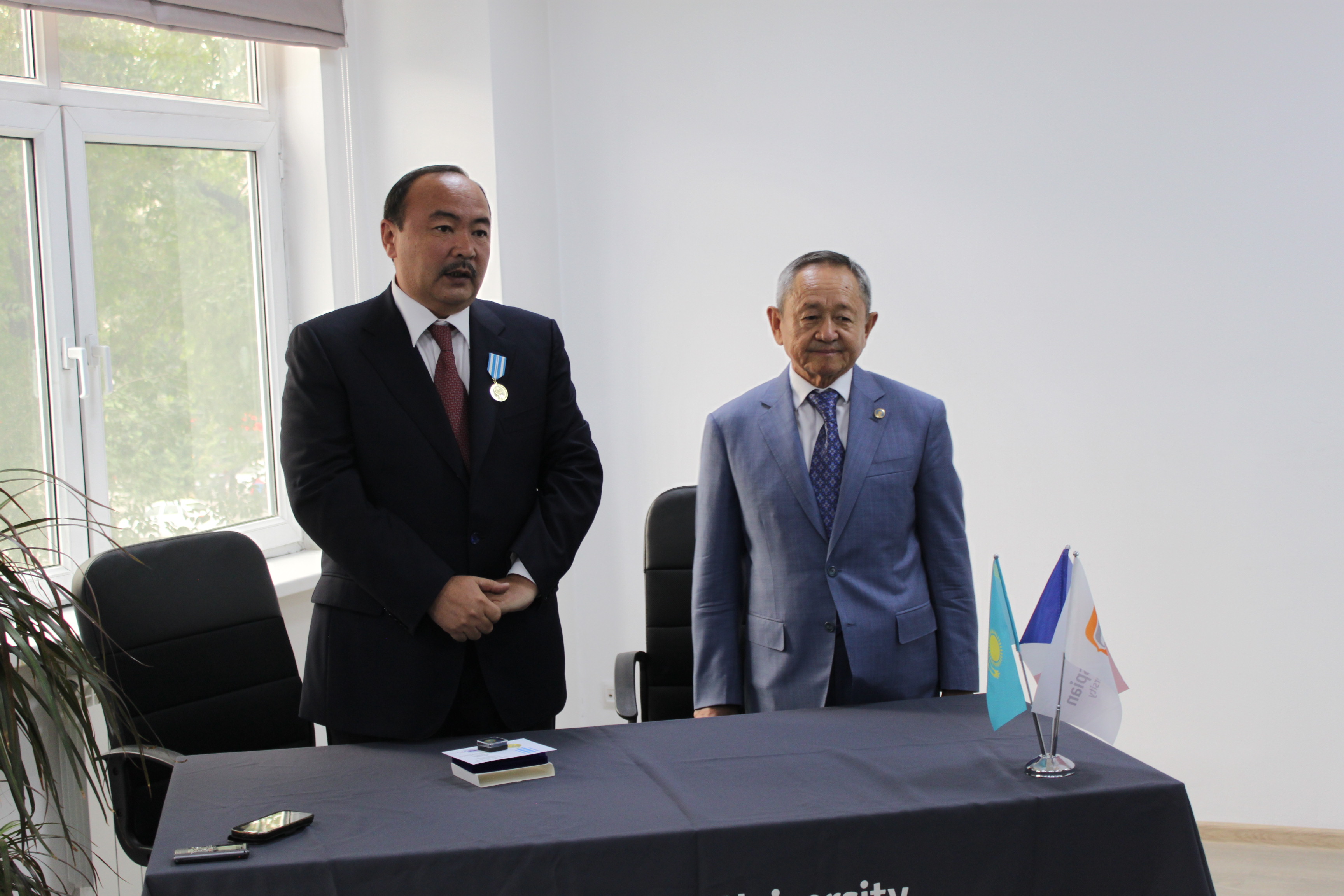 Каспий универ.02